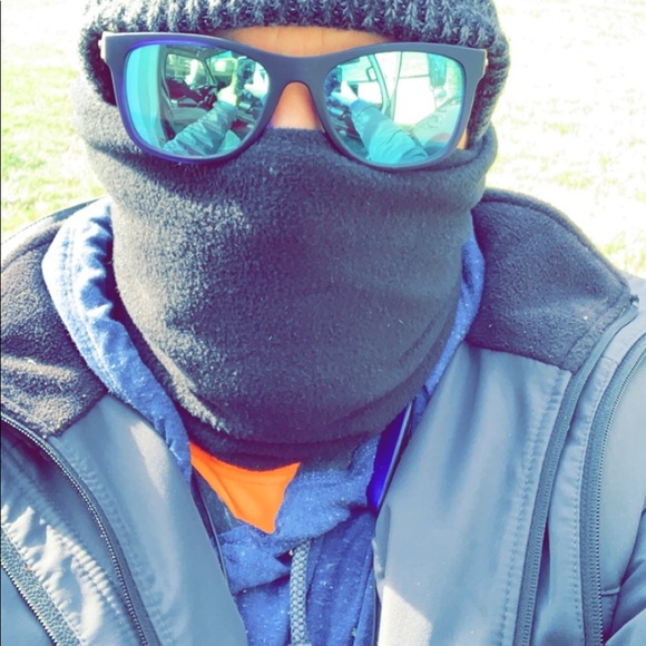 • Meet Your Posher, AUTHENTYXX • - Picture 7 of 9